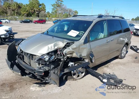 2010 Toyota Sienna Le из США, поврежденный, VIN 5TDKK4CC2AS294869